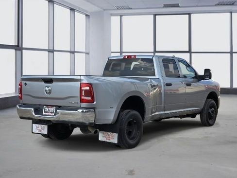 Used 2024 RAM 3500 Tradesman w/ Chrome Appearance Group image 6