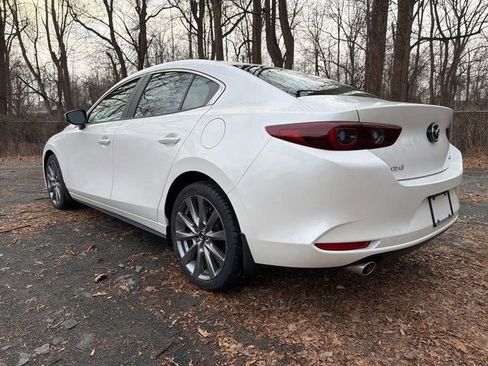 Used 2024 MAZDA MAZDA3 s image 4