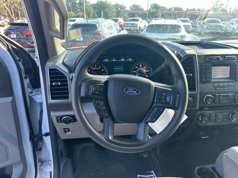 Used 2018 Ford F150 XLT AWD/4WD image 12