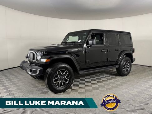 Used 2026 Jeep Wrangler Unlimited Sahara AWD/4WD image 1