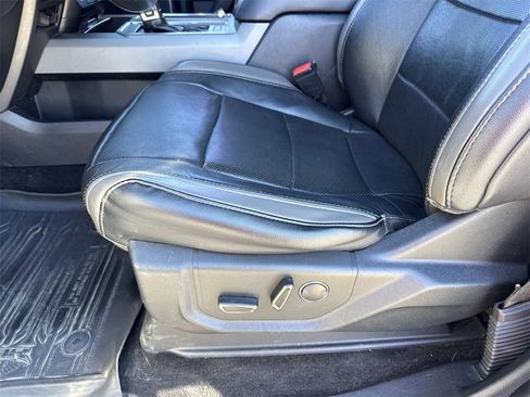 Used 2018 Ford F150 Raptor w/ Equipment Group 802A Luxury image 10