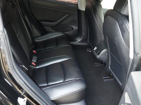 Used 2021 Tesla Model 3 Long Range AWD/4WD image 34