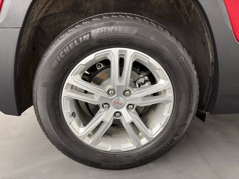 Used 2023 GMC Terrain SLE w/ Driver Convenience Package image 11