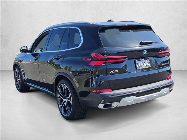 Used 2024 BMW X5 xDrive50e w/ Premium Package AWD/4WD image 8