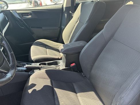 Used 2017 Toyota Corolla iM w/ Carpet Mat Package FWD image 9