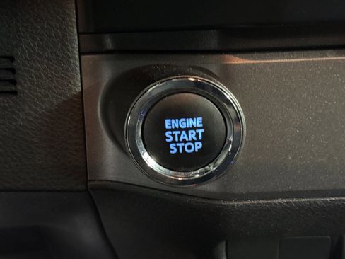 Used 2023 Toyota Tacoma TRD Sport w/ Black Out Package (TMS) image 32