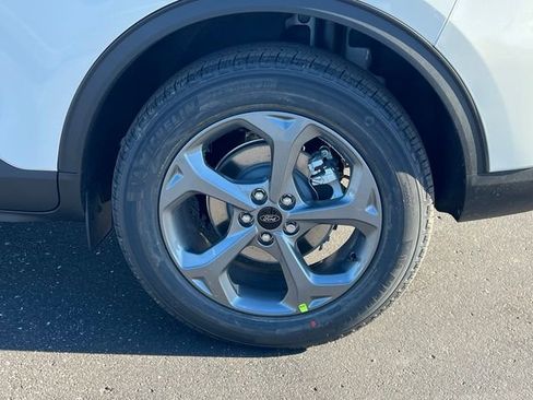 New 2026 Ford Escape ST-Line w/ Tech Pack #1 image 10