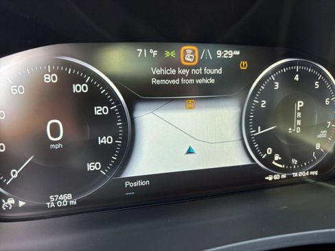 Used 2020 Volvo V90 T6 Cross Country AWD/4WD image 22