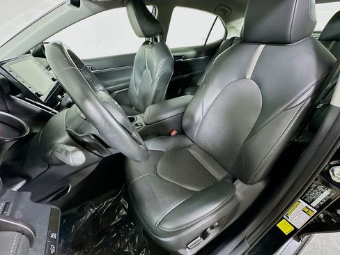 Used 2024 Toyota Camry XSE FWD image 14