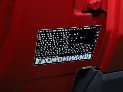 Used 2023 Volkswagen Taos SEL image 21