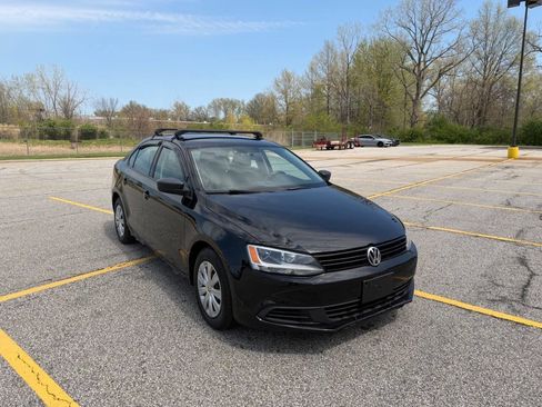 Used 2011 Volkswagen Jetta Sedan image 6