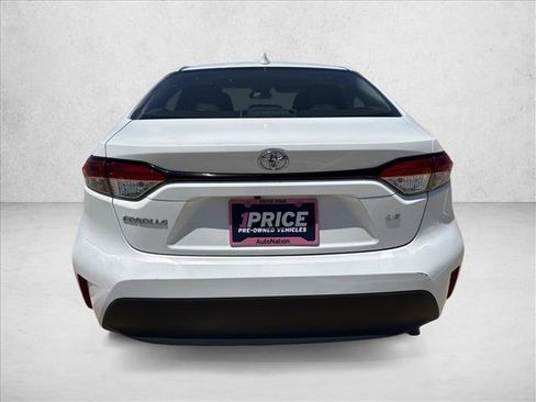 Used 2024 Toyota Corolla LE FWD image 5