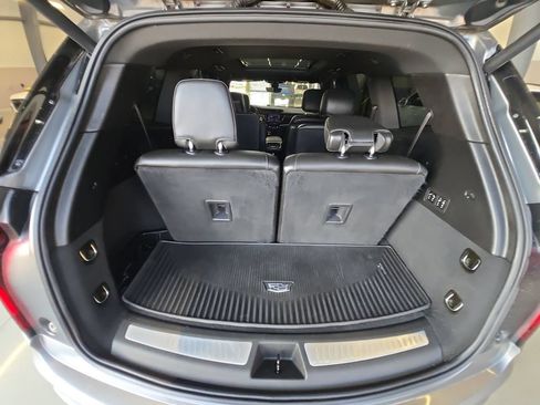Used 2021 Cadillac XT6 Premium Luxury AWD/4WD image 23