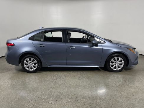 Used 2024 Toyota Corolla LE FWD image 2