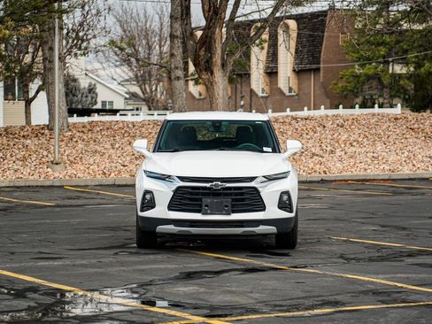 Used 2021 Chevrolet Blazer LT image 2