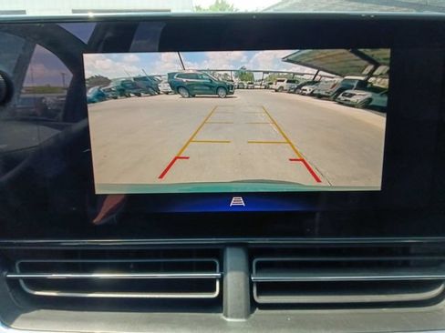 Used 2025 Chevrolet Trax ACTIV w/ Driver Confidence Package FWD image 9