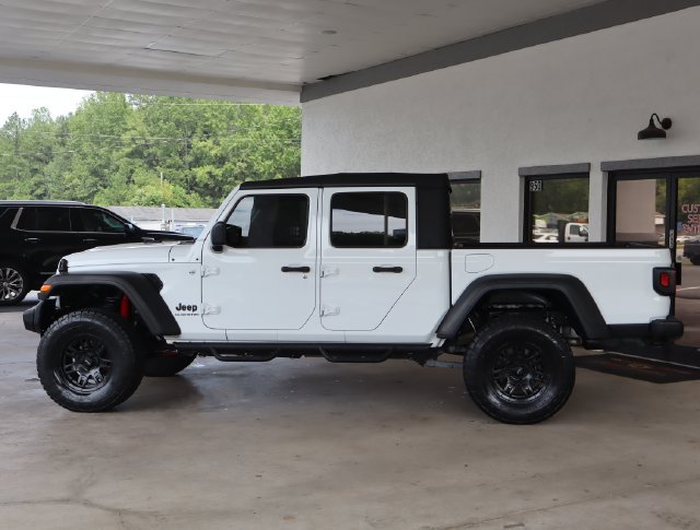 Used 2021 Jeep Gladiator Sport w/ Trailer Tow Package AWD/4WD image 2