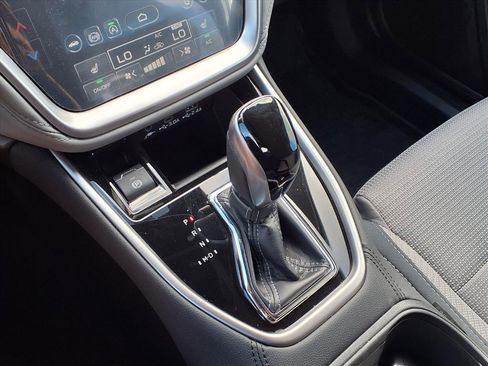 Used 2025 Subaru Outback Premium image 24