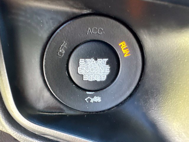 Used 2024 Jeep Wrangler Unlimited Rubicon 4xe AWD/4WD image 22
