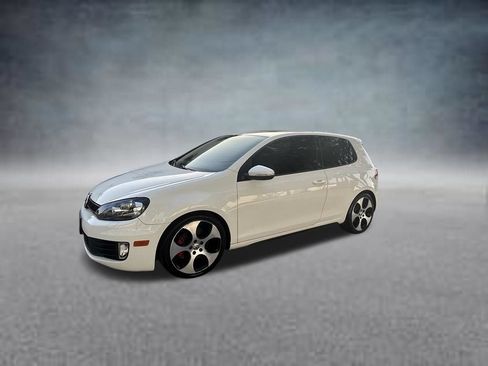 Used 2012 Volkswagen Golf 2-Door FWD image 3