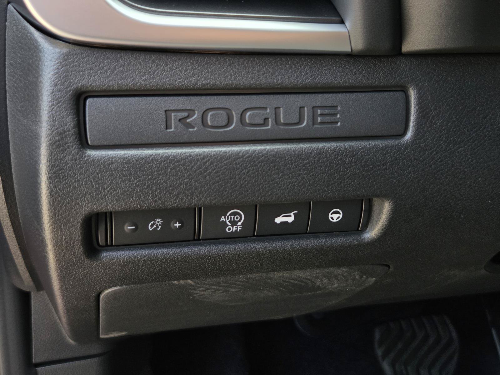 New 2026 Nissan Rogue SV FWD image 19