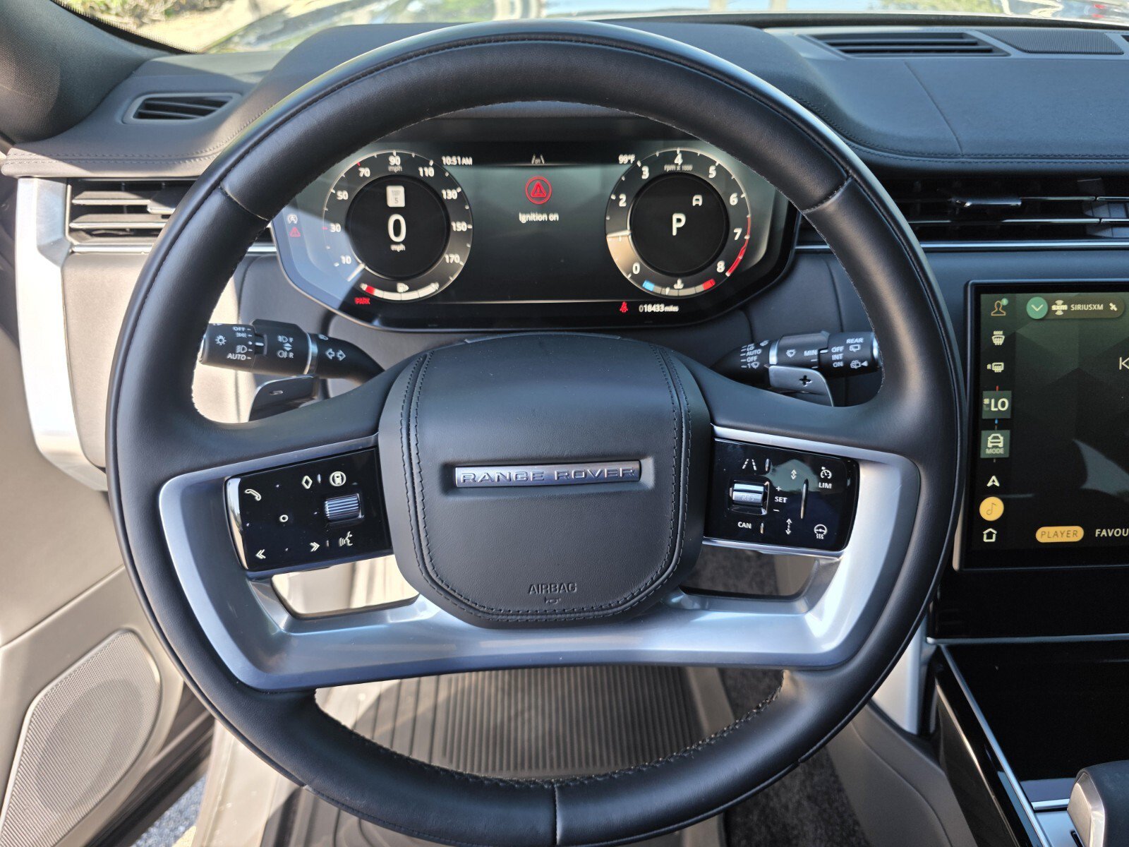 Used 2024 Land Rover Range Rover SE AWD/4WD image 17