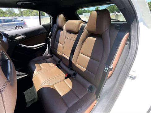 Used 2015 Mercedes-Benz GLA 250 4MATIC image 35