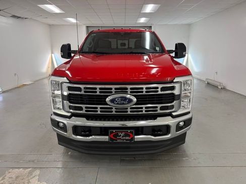 New 2026 Ford F350 XL w/ XL Chrome Package image 2
