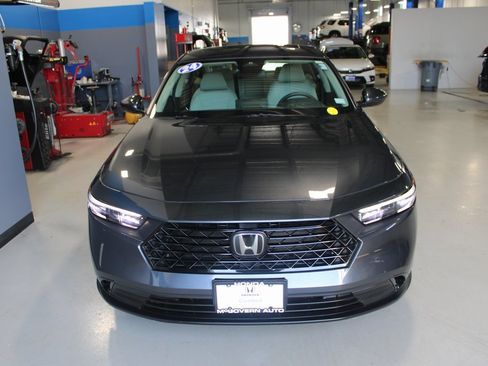 Certified 2024 Honda Accord EX image 3