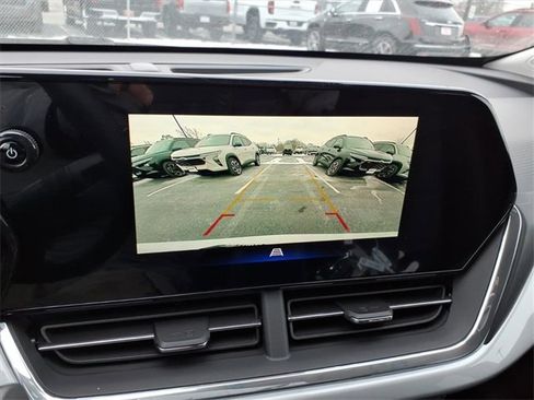 New 2026 Chevrolet Trax LT image 12