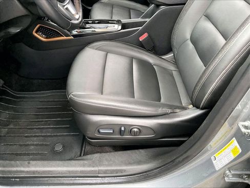 Used 2023 Chevrolet TrailBlazer ACTIV w/ Convenience Package image 33