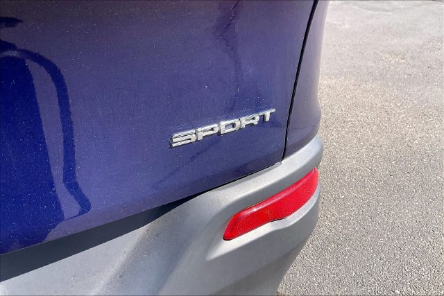 Used 2016 Jeep Cherokee Sport AWD/4WD image 33
