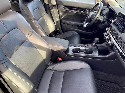 Used 2023 Honda Civic Touring image 21