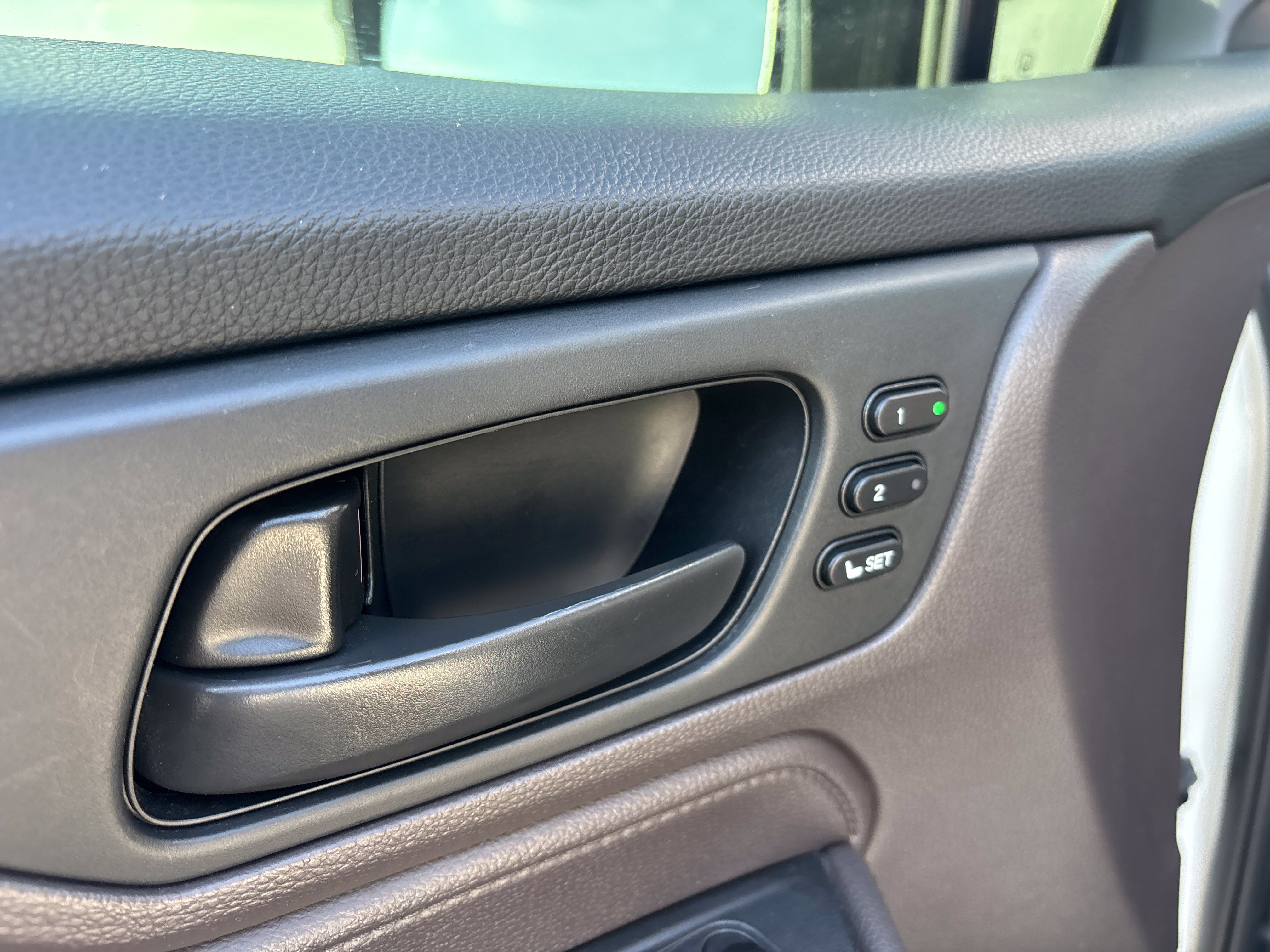 Used 2018 Honda Odyssey EX-L image 16
