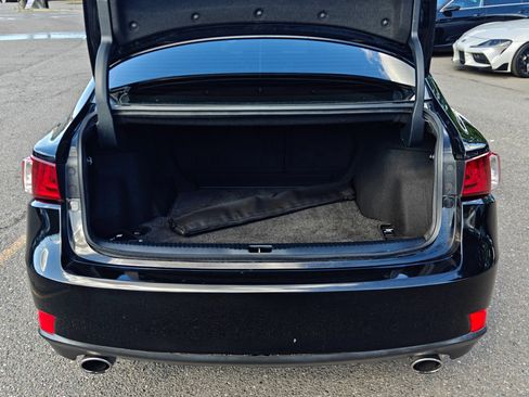 Used 2015 Lexus IS 250 RWD image 40