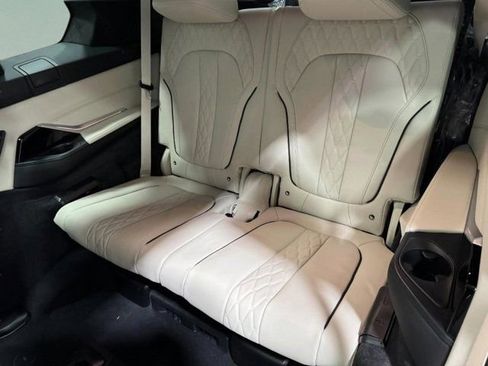 New 2026 BMW X7 xDrive40i w/ M Sport Package image 10