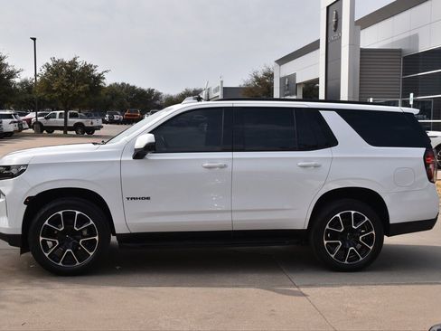 Used 2021 Chevrolet Tahoe RST w/ Luxury Package image 12