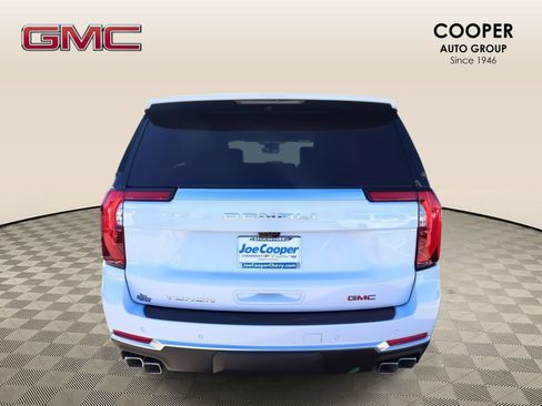 New 2026 GMC Yukon Denali w/ Denali Reserve Package AWD/4WD image 23