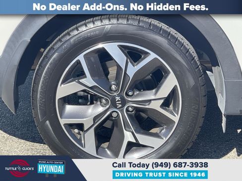 Used 2020 Kia Sportage EX FWD image 11