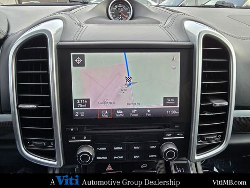 Used 2018 Porsche Cayenne GTS image 36