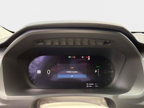 Certified 2025 Volvo XC90 T8 Plus w/ Protection Package Premier AWD/4WD image 25