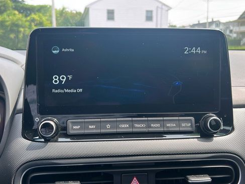 Used 2022 Hyundai Kona Limited image 22