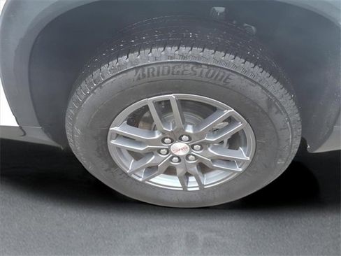 Used 2025 GMC Acadia Elevation w/ LPO, Floor Liner Package image 7