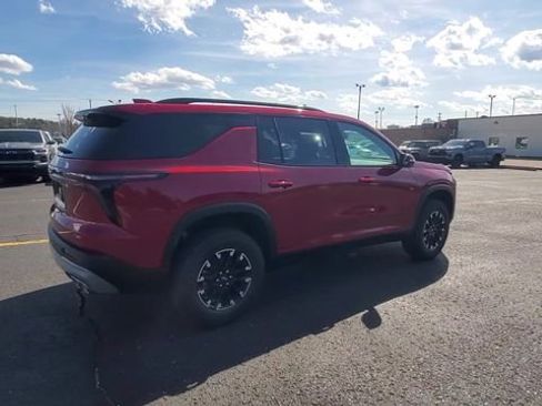 New 2026 Chevrolet Traverse Z71 w/ Driver Confidence Package image 8