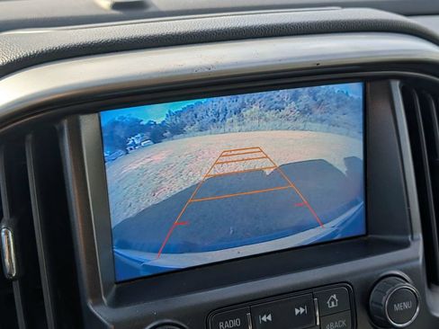 Used 2017 Chevrolet Colorado LT w/ LT Convenience Package RWD image 23
