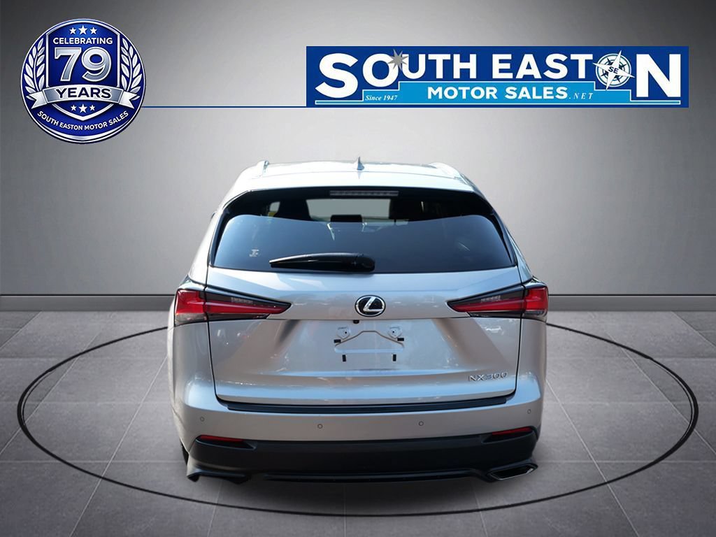 Used 2018 Lexus NX 300 FWD w/ Comfort Package image 4