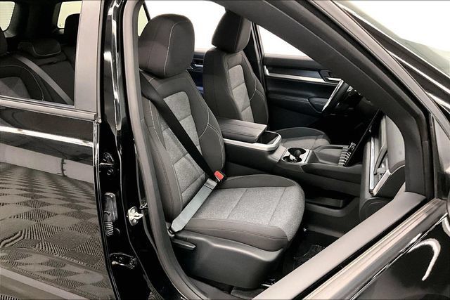 Used 2026 GMC Terrain Elevation AWD/4WD image 8