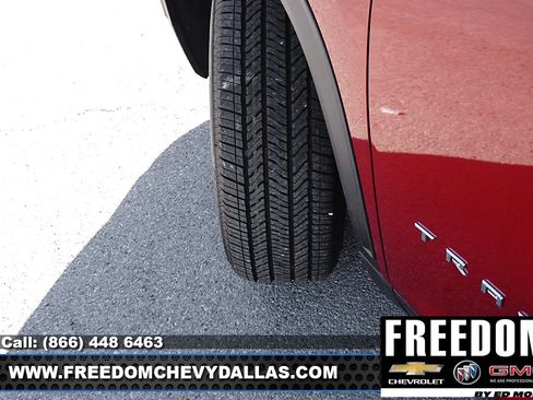 New 2026 Chevrolet Traverse LT w/ Driver Confidence Package image 45