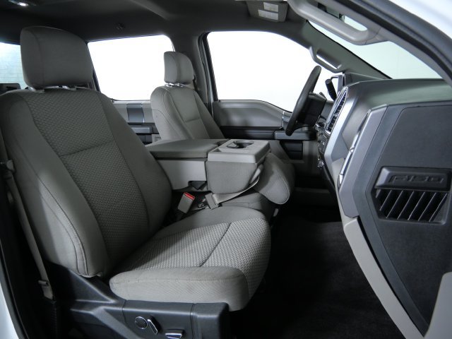Used 2016 Ford F150 XLT w/ Equipment Group 302A Luxury AWD/4WD image 13
