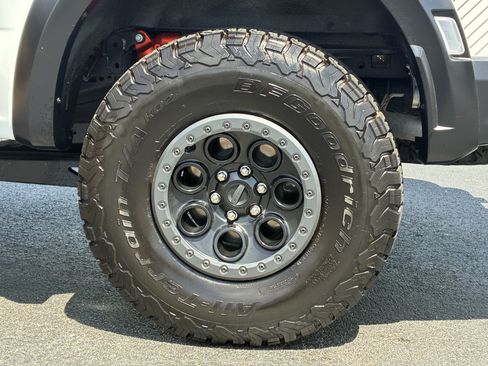 Used 2025 Ford F150 Raptor AWD/4WD image 10